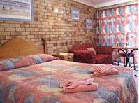 Beachmere Palms Motel - Brisbane 4u 1