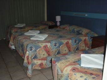Gladstone Village Motel - Tourism Brisbane 2