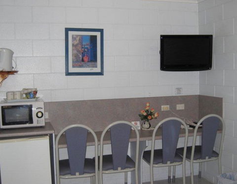 Country Road Motel - Brisbane 4u 4