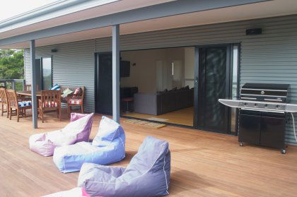 Lot 256 - Brisbane 4u 1