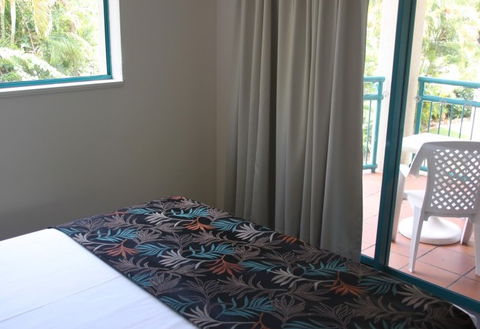 Aruba Beach Resort - Brisbane 4u 5