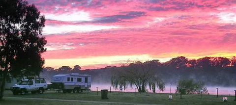 Beaufort Lake Caravan Park - Brisbane 4u 3