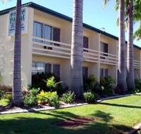 Palm Waters Holiday Villas - Brisbane Tourism