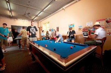 Maze Backpackers And Cb Hotel - Brisbane 4u 5