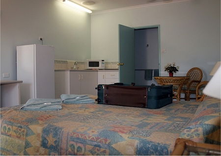 Broome Motel - Brisbane Tourism 1