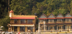 Strahan Village