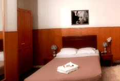Holiday Lodge - Brisbane Tourism