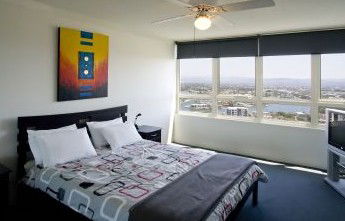 Condor Ocean View Apartments - Tourism Brisbane 1