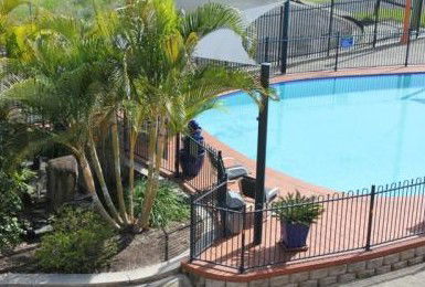 AZA Motel - Brisbane 4u 4
