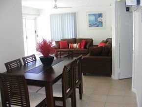 Port Douglas Outrigger Apartments - Brisbane 4u 5