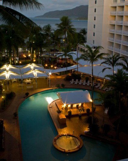 Rydges Tradewinds Cairns - Tourism Brisbane 0