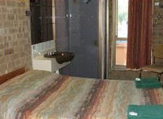 Desert Rose Inn - Tourism Brisbane 4
