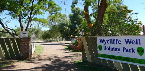 Wycliffe Well Holiday Park - Brisbane Tourism 3