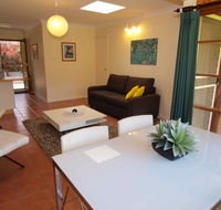 Bright Highland Valley Cottages - Tourism Brisbane