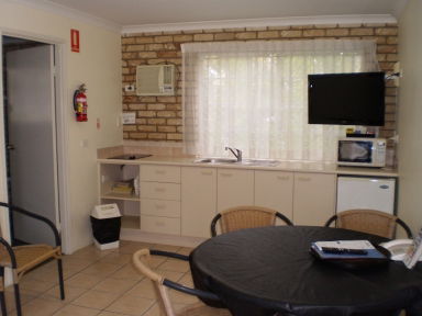 Caboolture Motel - Brisbane 4u 2