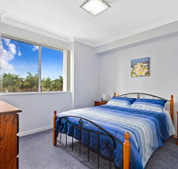 Lakeside Waterfront Apartment 18