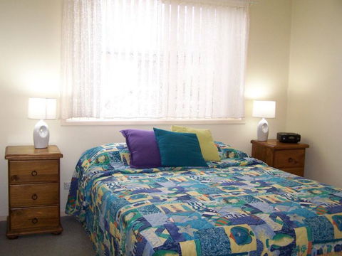 Beachfront Units Merimbula - Brisbane Tourism 4
