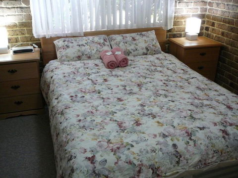 Beachfront Units Merimbula - Brisbane Tourism 5