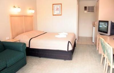 Big Valley Motor Inn - Tourism Brisbane 1