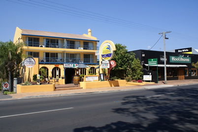 Delfinos Bay Resort - Tourism Brisbane 0