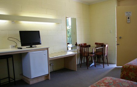 Mulgrave Court Motor Inn - Tourism Brisbane 2