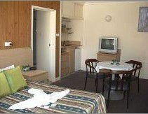 The Entrance Motel - Brisbane Tourism 3