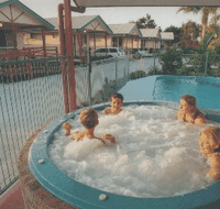 Dolphin Sands Holiday Cabins - Tourism Brisbane