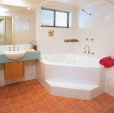 Flynns Beach Resort - Brisbane Tourism 4