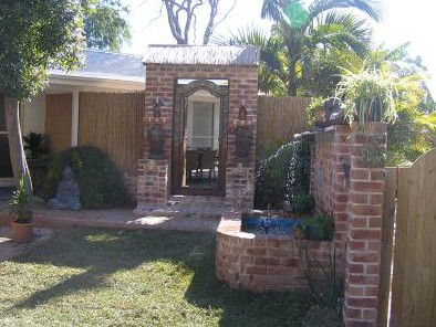 Bateau Bay Beachfront Luxury Accomodation - Brisbane Tourism 5