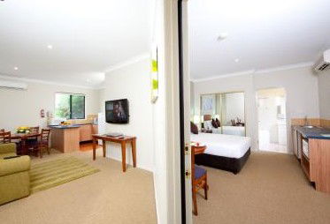 Pokolbin Hills Chateau Resort - Brisbane 4u 2