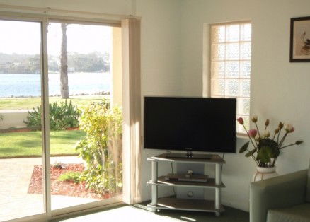 Merimbula Lake Apartments - Tourism Brisbane 1