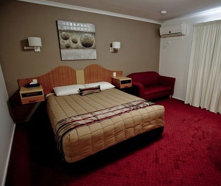 Centrepoint Motor Inn - Tourism Brisbane 4
