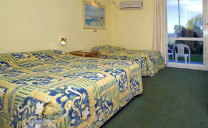 All Seasons Salamander Shores - Tourism Brisbane 0