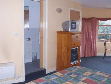 Beltana Hotel - Tourism Brisbane 1