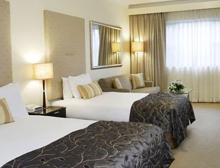 The Hills Lodge Boutique - Tourism Brisbane 3