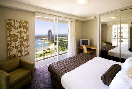 Outrigger Twin Towns Resort - Tourism Brisbane 2