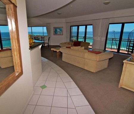 Magic Mountain Resort - Tourism Brisbane 5