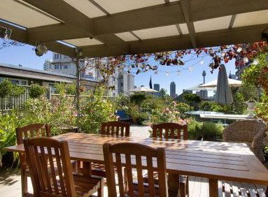 Regents Court - Brisbane 4u 1