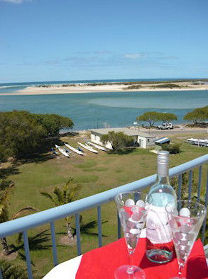 Sails Resort On Golden Beach - Tourism Brisbane 1