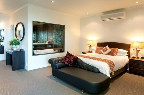 Arthurs Views - Bed & Breakfast Retreat - Tourism Brisbane 1
