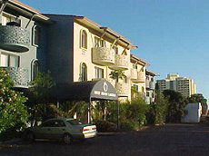 West Beach Lagoon - Tourism Brisbane 4