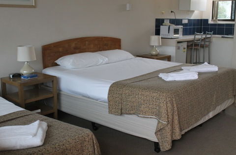 A' Montego Mermaid Beach Motel - Brisbane 4u 0