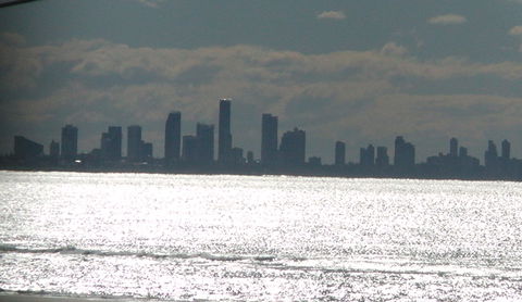 Kirra Vista Holiday Units - Tourism Brisbane 3