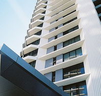 Surfers Century Apartments - Brisbane Tourism