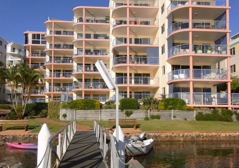 On The River Apartments - Tourism Brisbane 0