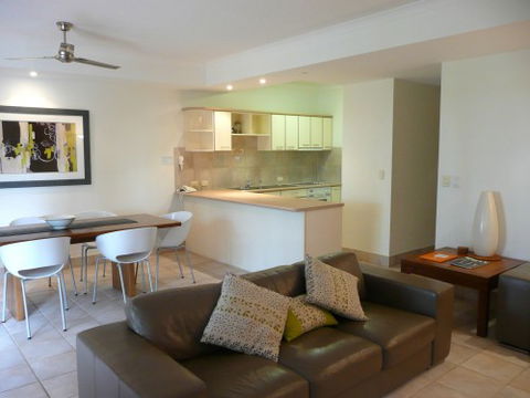 Bermuda Villas - Tourism Brisbane 4