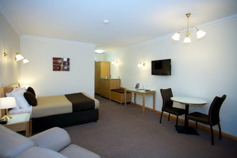 Best Western Golden Grain Motor Inn - Brisbane 4u 1