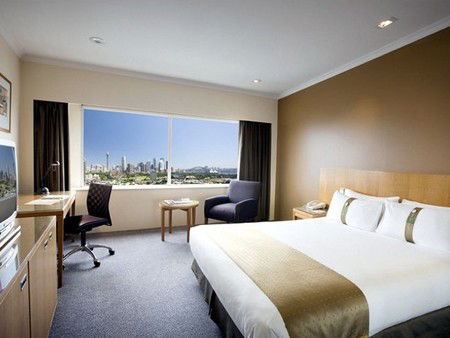 Holiday Inn Potts Point - Tourism Brisbane 3