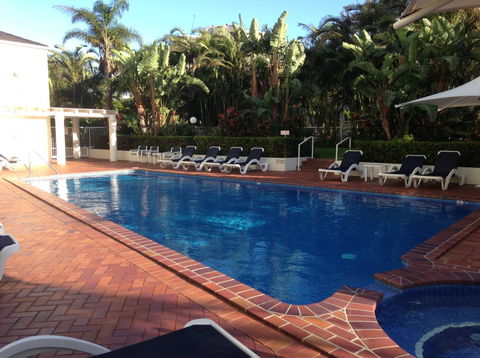 Crest Apartments - Tourism Brisbane 2