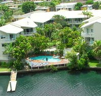 Surfers Del Rey - Brisbane Tourism